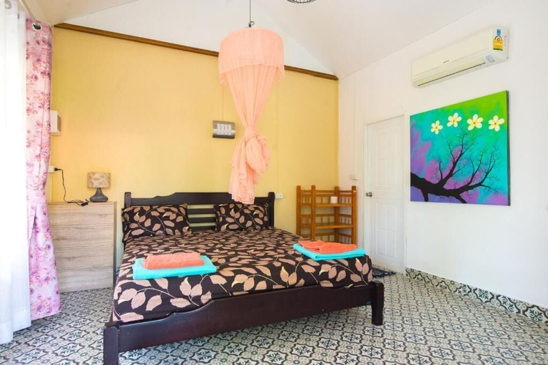 Bedroom 3, Bananas Bungalows, Mueang Krabi