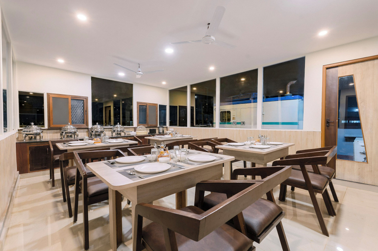 Food & Drinks 5, Treebo RKH Palace, Chennai