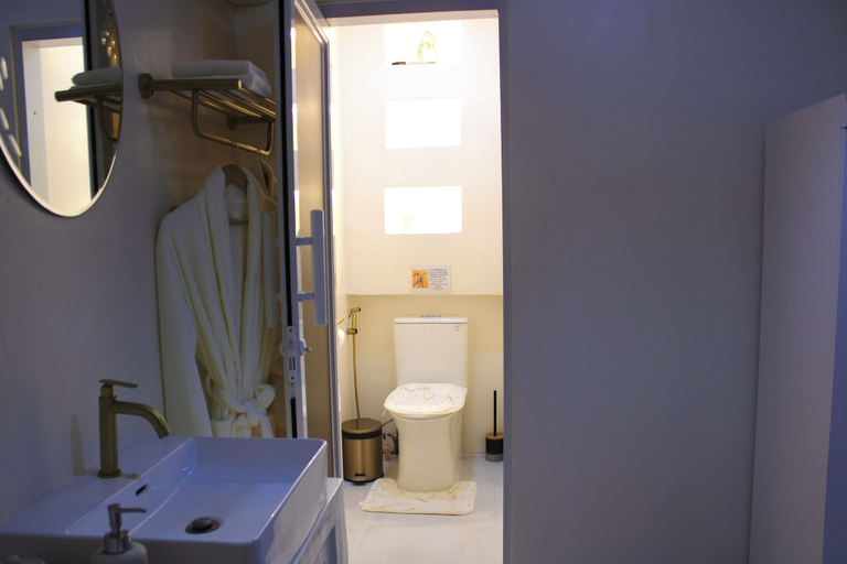 Bathroom 3, MAYAD El Nido Inn, El Nido