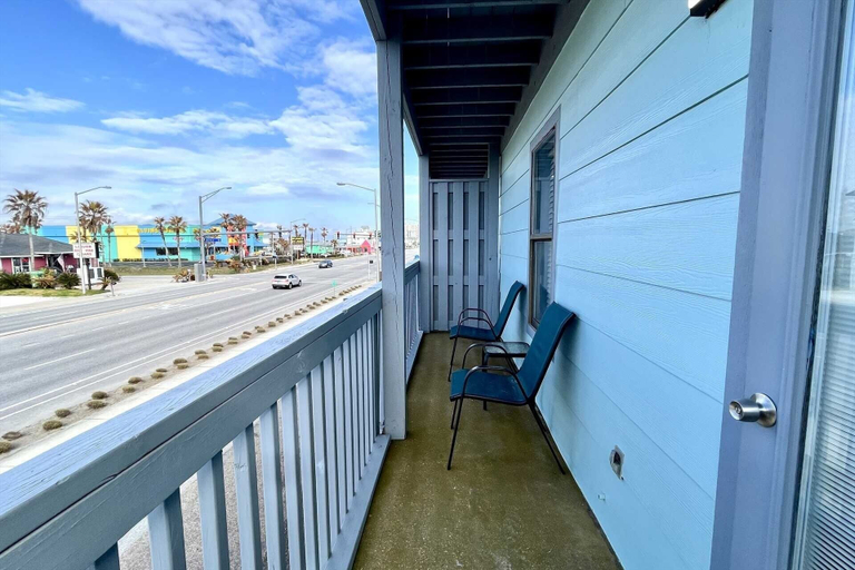 Property grounds 2, Ocean Reef 108 1 Bedroom Condo, Baldwin