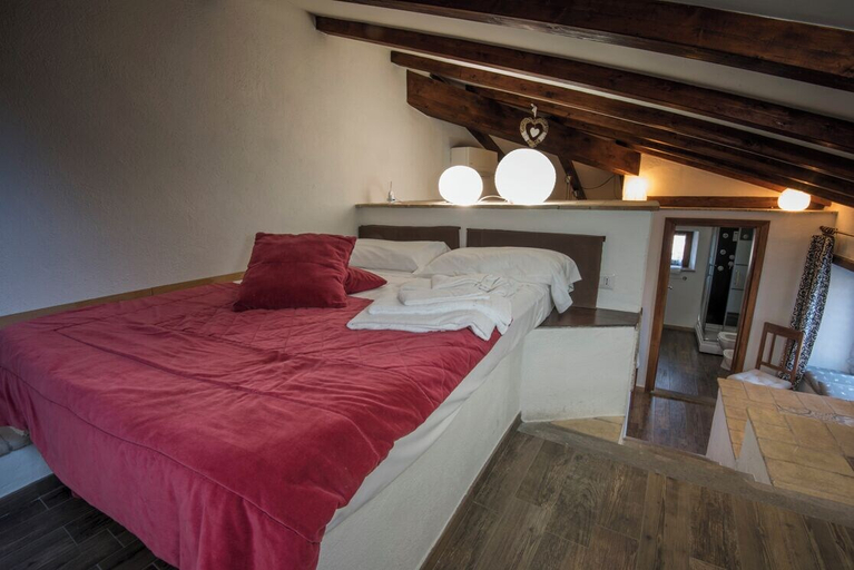 Bedroom 4, Palazzo Mazzini, Viterbo