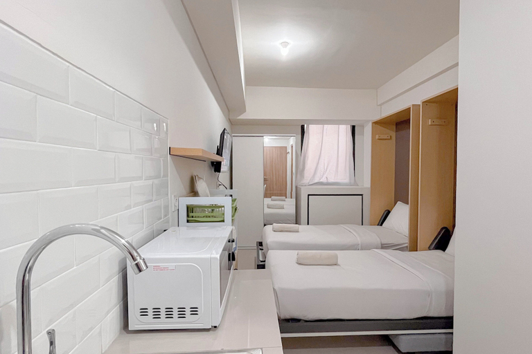 Bedroom 4, White Style Studio (No Kitchen) Apartment Bandaraya - Tallasa City Makassar, Makassar