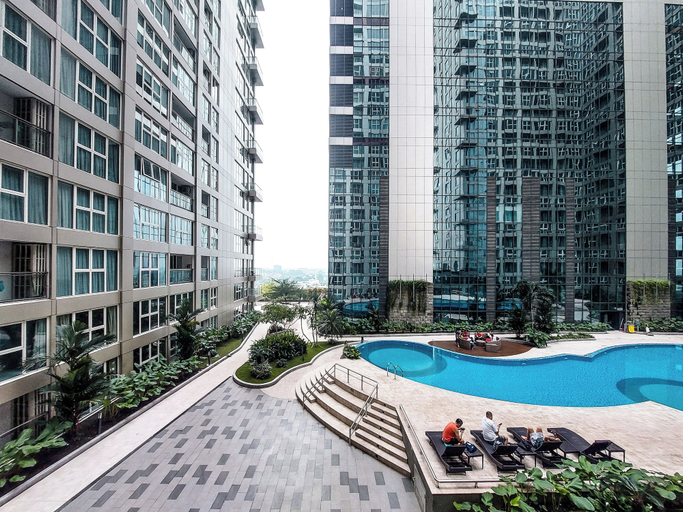Exterior & Views 2, Cozy Loft 2Br At Grand Jati Junction Apartment, Medan