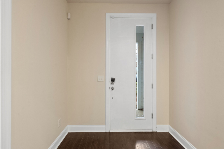 Living area 3, Luxe 3BR Townhouse in Camp North End, Mecklenburg