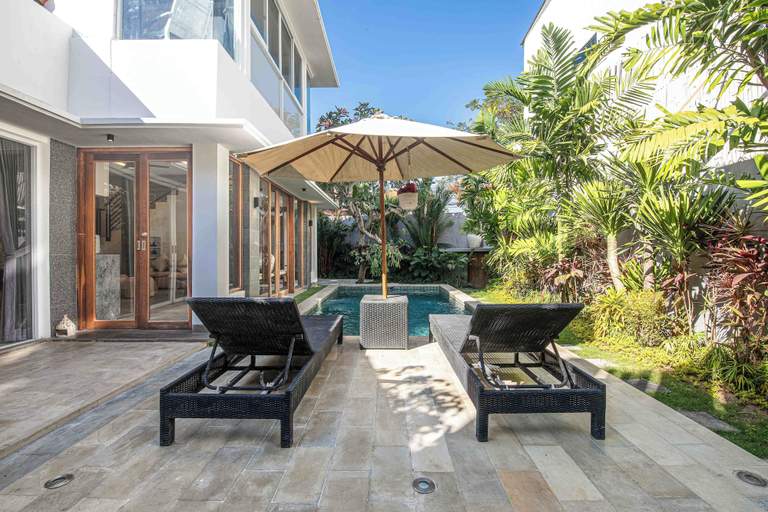 Exterior 5, Elegant 3BR Oasis in the Heart of Seminyak, Badung
