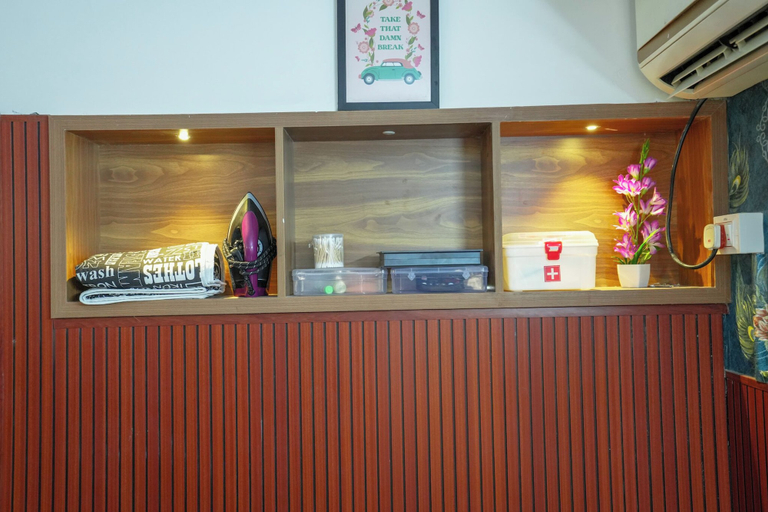 Room 4, Sancta Monica Lounge -Cochin Airport, Ernakulam