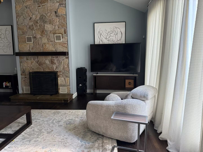 Living area 2, The Mansion Hotel-style, Fairfield