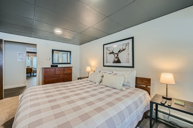 Room 3, The Lift B107 2 Bedroom Condo, Summit