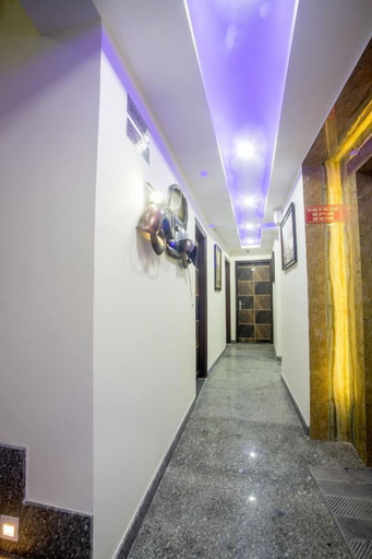 Others 5, Hotel Harsha International, Delhi