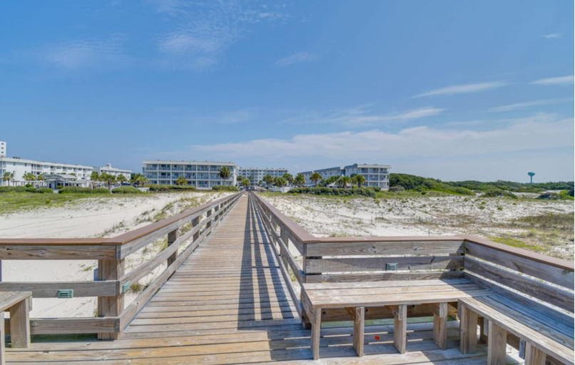 Exterior 2, Plantation 4407, Baldwin