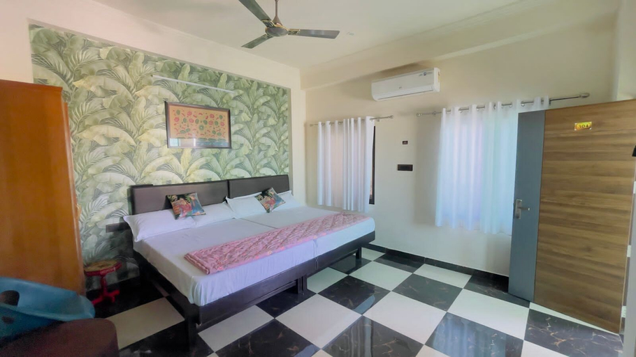 Room 4, Jajora Udaipur By Premier Hotels, Udaipur