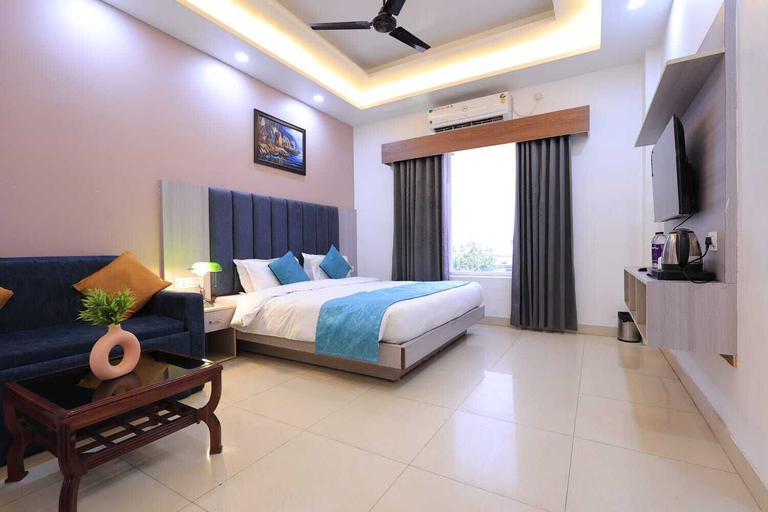 Room 3, Evana Rajaji, Garhwal