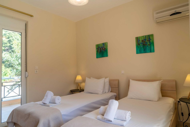Room 5, Villa Nikolas in Mylopotamos, Ionian Islands