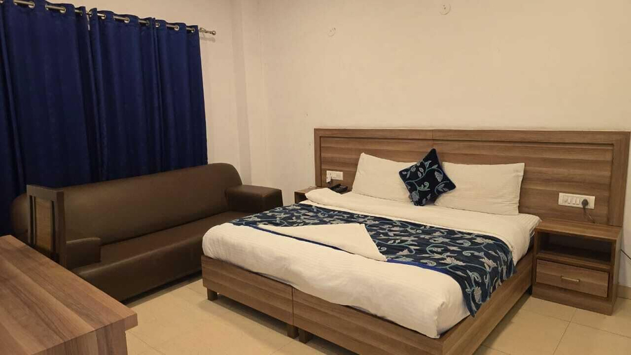 Room 2, The Maple Stays, Gurgaon