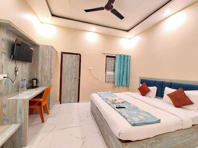 Room 2, Hotel Vrrinda Homestay Varanasi, Varanasi