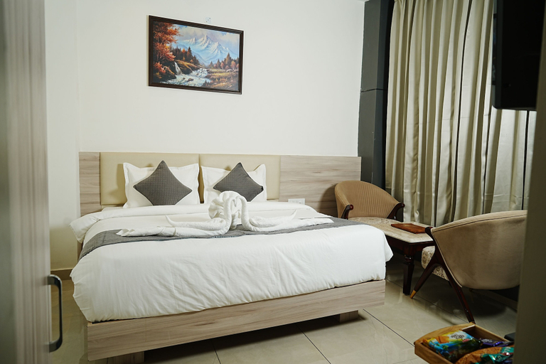 Room 2, The Regent Hotel, Rupnagar