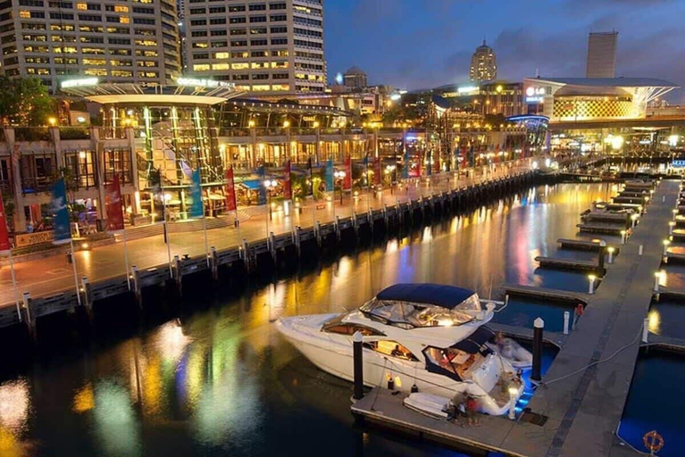 Exterior & Views 2, A Stylish Apt for 6 Right Next to Darling Harbour, Sydney