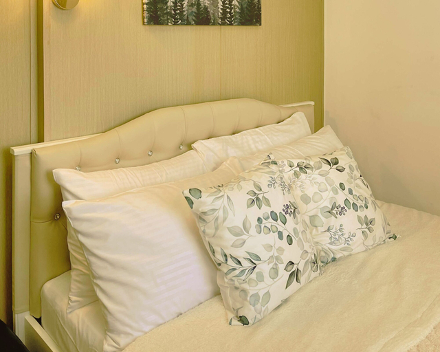 Bedroom 2, Charm's City Escape at Grace Residences, Taguig
