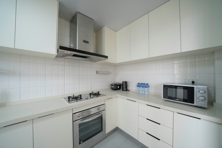 Private kitchenette 4, Tyms Luxury 4BR 2BA APT Garden, Shanghai