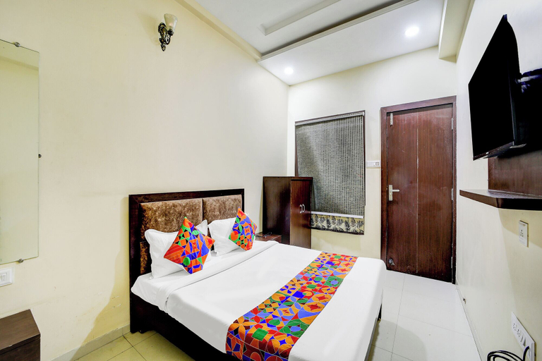 Room 1, Fabhotel The Shloka, Bhopal