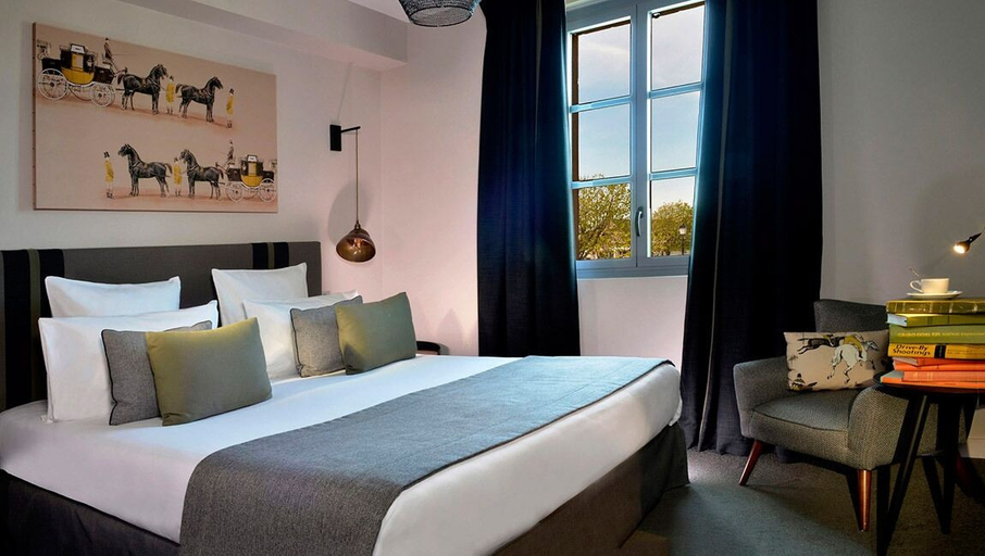 Room 5, Le Général d'Elbée, Vendée