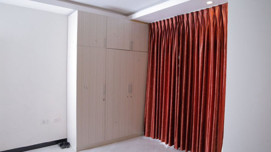 Wardrobe, PrimeNest - My Dream Apartment, Addis Abeba