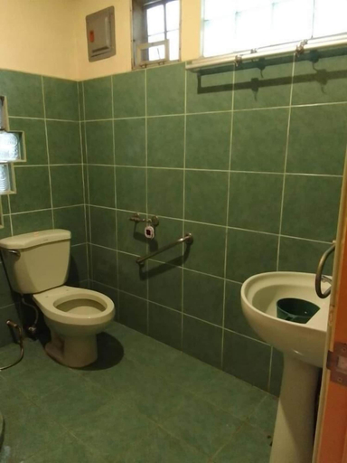 Bathroom 2, WJV INN CANDUMAN, Mandaue City