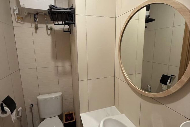 Bathroom 3, Cozy Studio Near BCS and Grand Batam Mall, Batam