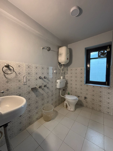 Bathroom 5, Holidays in Haven Hospitality, Kullu