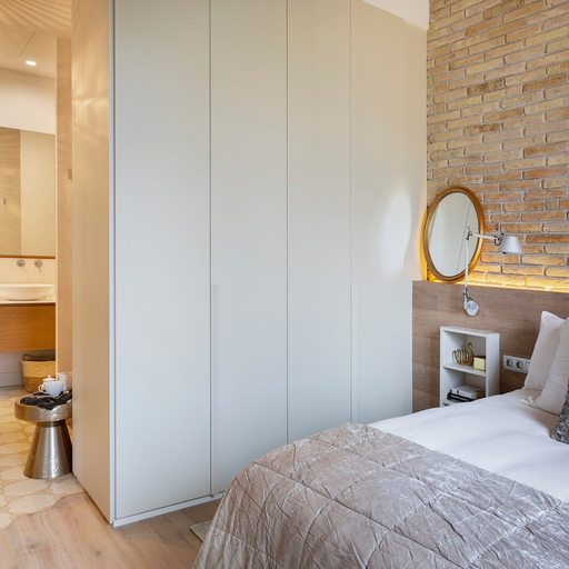 Room 5, The Avenue 2BR Luxury Unit in Diagonal Ave, Barcelona