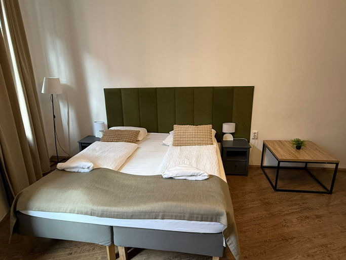 Room 2, Stylish 1BR Apt  Walk to Schonbrunn, Wien