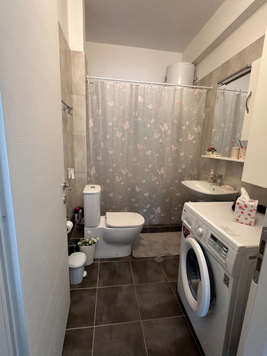 Bathroom 5, Olive Hill Apartment, Tiranës