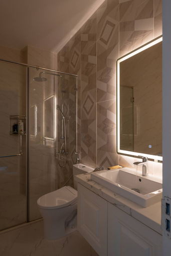 Bathroom 3, Grand Villa, District 2