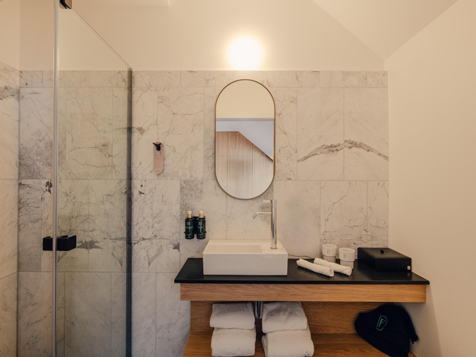 Bathroom 4, Flaner Hotel, WorldHotels Crafted, Warsaw