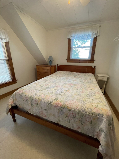 Room 3, Fletcher Limit 8 4 Bedroom Cottage, Cumberland