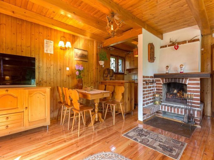 Others 4, Holiday Home by the Lake, Sauna, Boat, Bicycles, Kartuzy