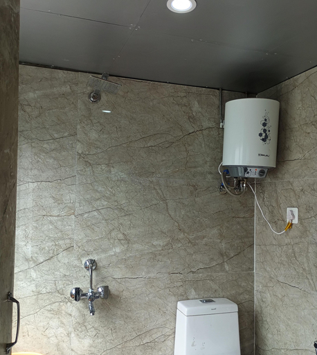 Bathroom 3, Sukoon Dream Valley Homestay Mussoorie, Dehradun