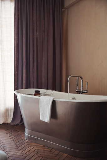 Bathroom 4, Kokhta Bakuriani, Borjomi