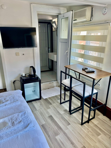 Bedroom 3, HEYBELIADA, Adalar