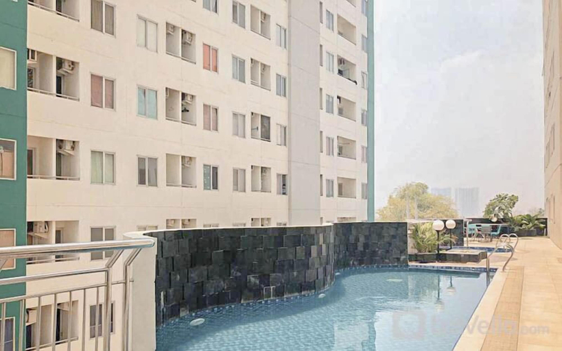 Pool, Studio Minimalist And Warm At Pavilion Permata Apartment, Surabaya