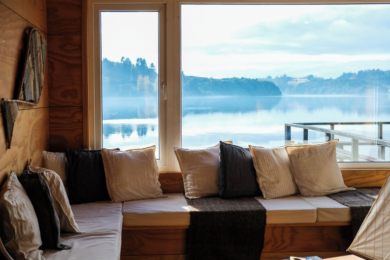 Living area 5, Palafito Entre Mar y Tierra, Chiloé