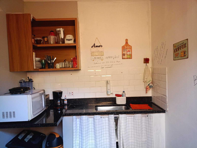 Shared kitchen, Hospedaria Casa 373, São Paulo