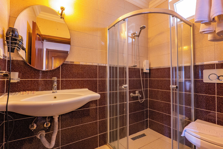 Bathroom 5, Dream Holiday Resort, Burhaniye