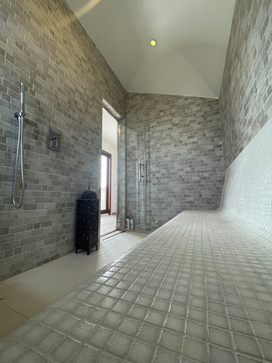 Turkish bath, Mater Familias Oasis, Syracuse