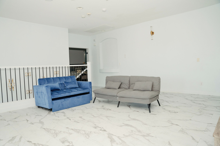 Living area 4, Large Family Home Near Phoenix, Maricopa