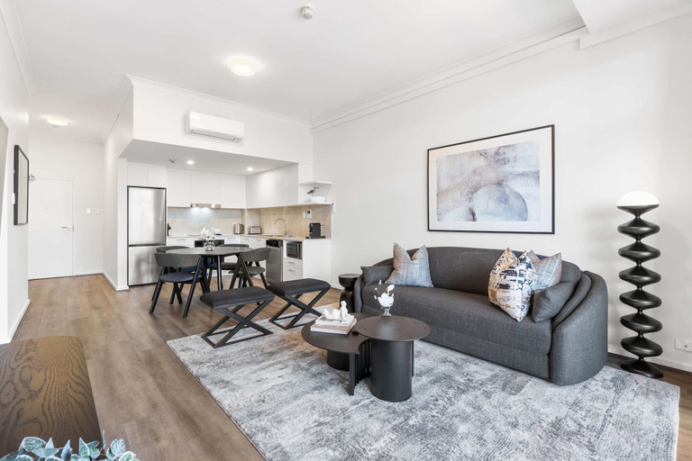 Room 3, Camperdown Cozy Corner 9, Sydney