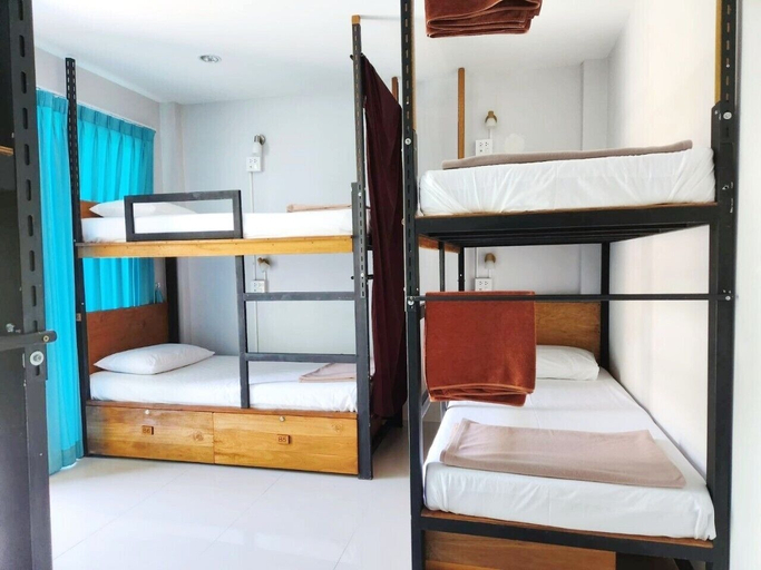 Bedroom 3, Theppahrak Hostel Khaolak, Takua Pa