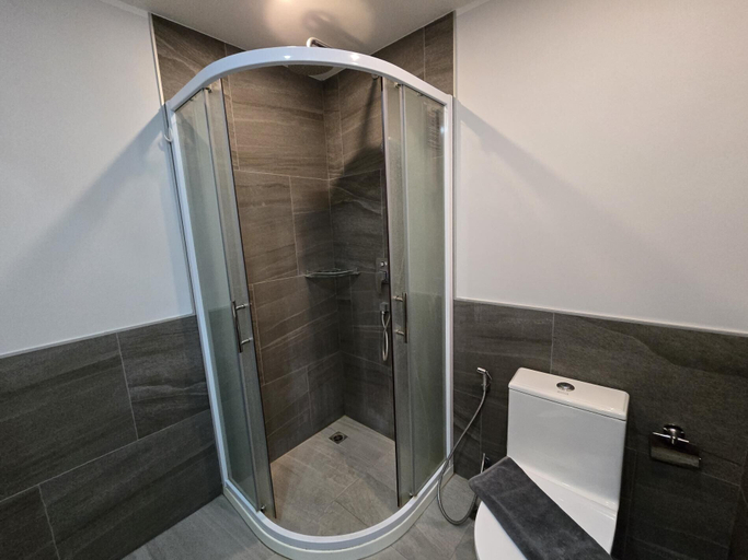 Bathroom 3, Seabreeze Suite 1-Bed T3-637, Pulau Phuket