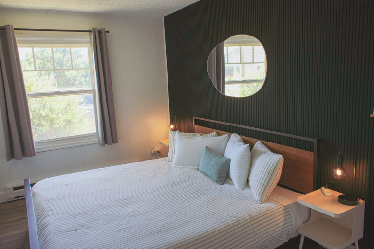 Bedroom 3, The Spinn, Tillamook