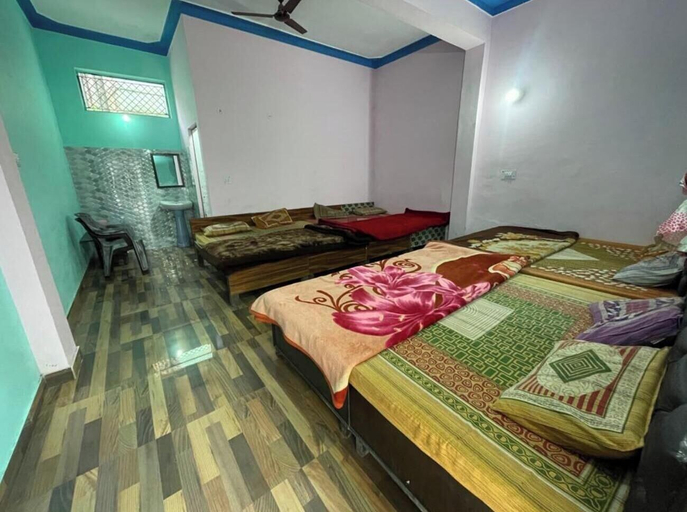 Room 4, Hotel Rama Palace, Rudraprayag